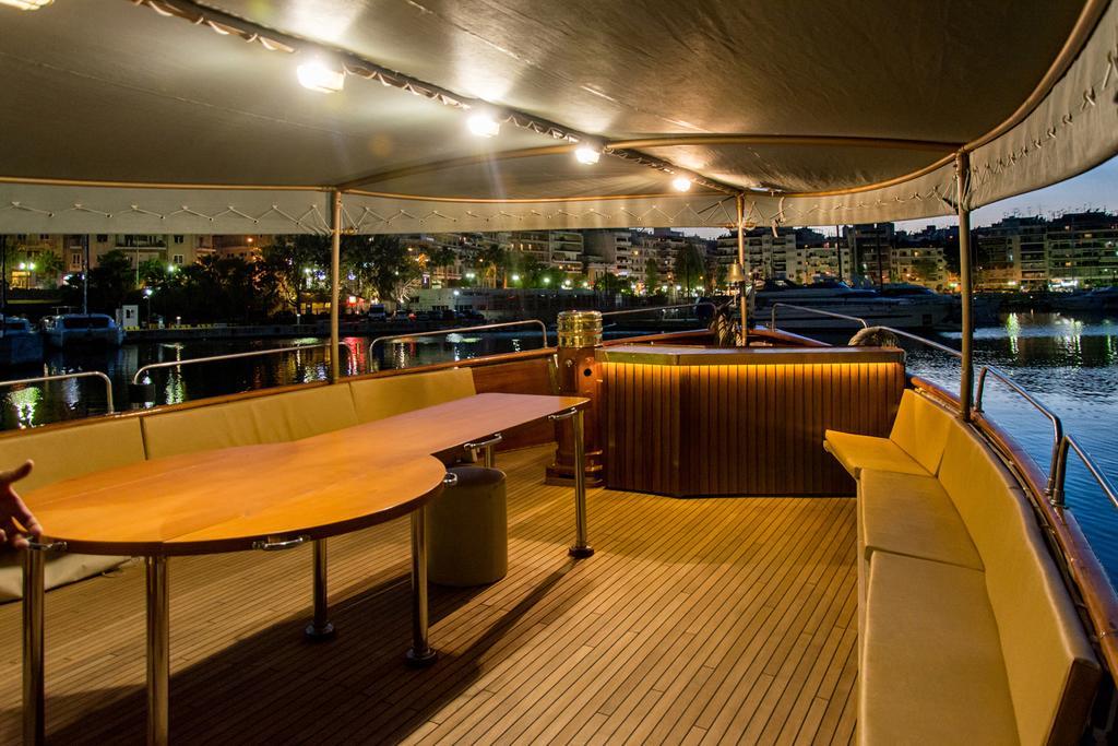 Luxury Yachthotel Amanda Psarou Exterior foto